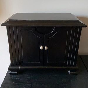 Large jewelry box